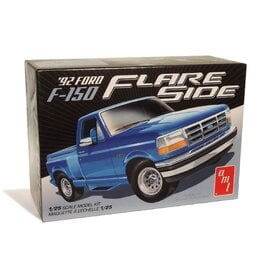 AMT 1/25 1992 Ford F-150 Flareside (Level 2)