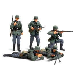 Tamiya 1/35 German Infantry Miniatures Plastic Model Set