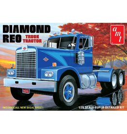 AMT 1/25 Diamond Reo Truck Tractor Model Kit (LeveL 2)