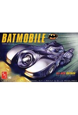 AMT 1/25 1989 Batmobile w/Seated Batman Figure (Level 2)