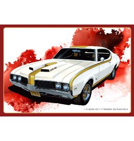 AMT 1/25 1969 Hurst Oldsmobile Cutlass Model Kit (Level 2)