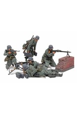 Tamiya 1/35 German Machine Gun Team Set (Mid-WWII)