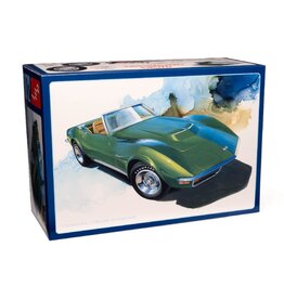 AMT 1/25 1972 Chevy Corvette Roadster Model Kit