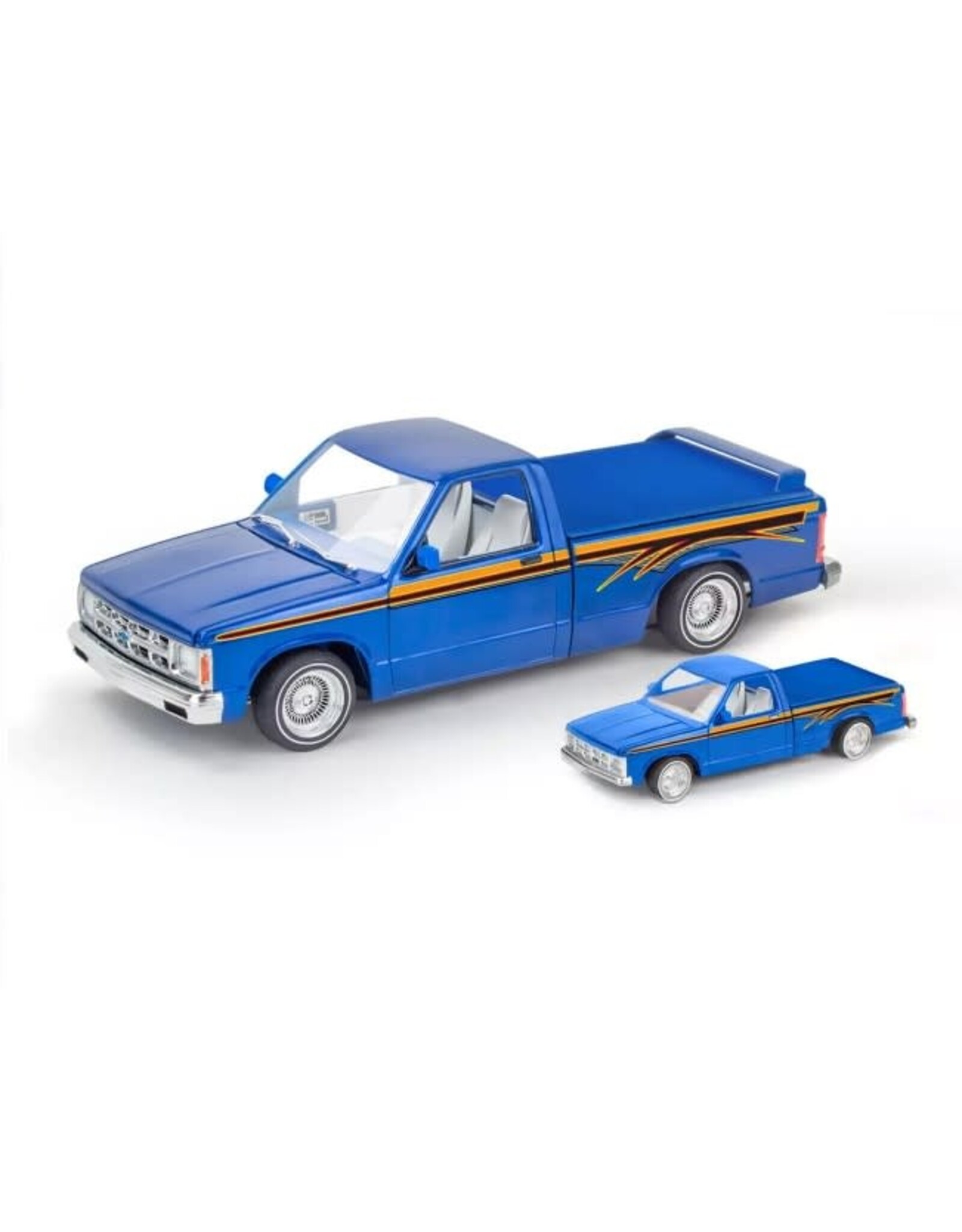 Revell Monogram 1/25 Big+Little 91' Chevy S-10 Lowrider Ltd Edition Plastic Kit w/Die-Cast 91' S-10 Lowrider