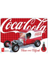 AMT 1/25 1925 Ford Model T Panel w/Tin Coca-Cola (Level 2)