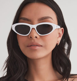 Banbe The Hailey Sunglasses Wht/Blk