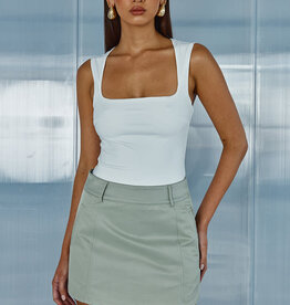 Reign Top
