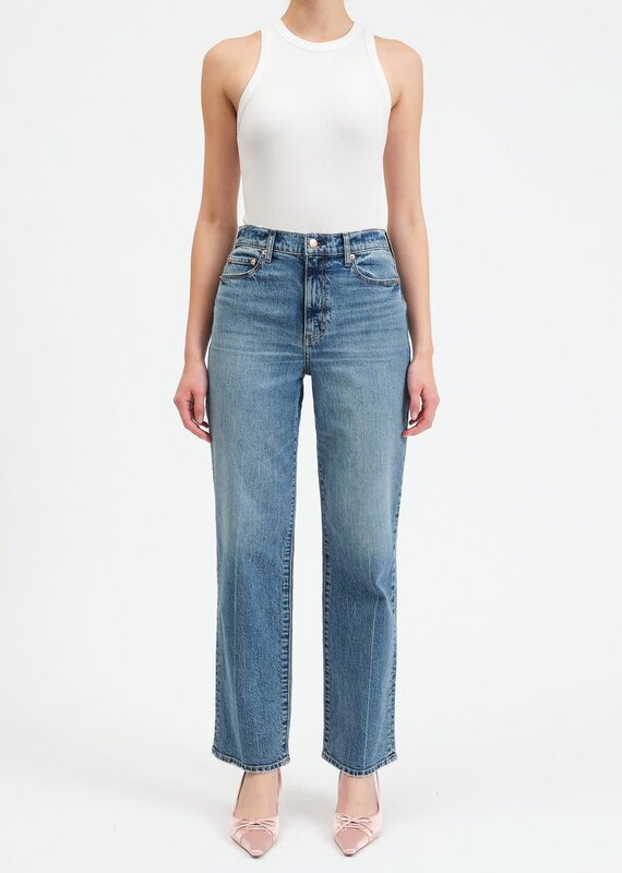 Sundaze High Rise Vintage Straight Jeans