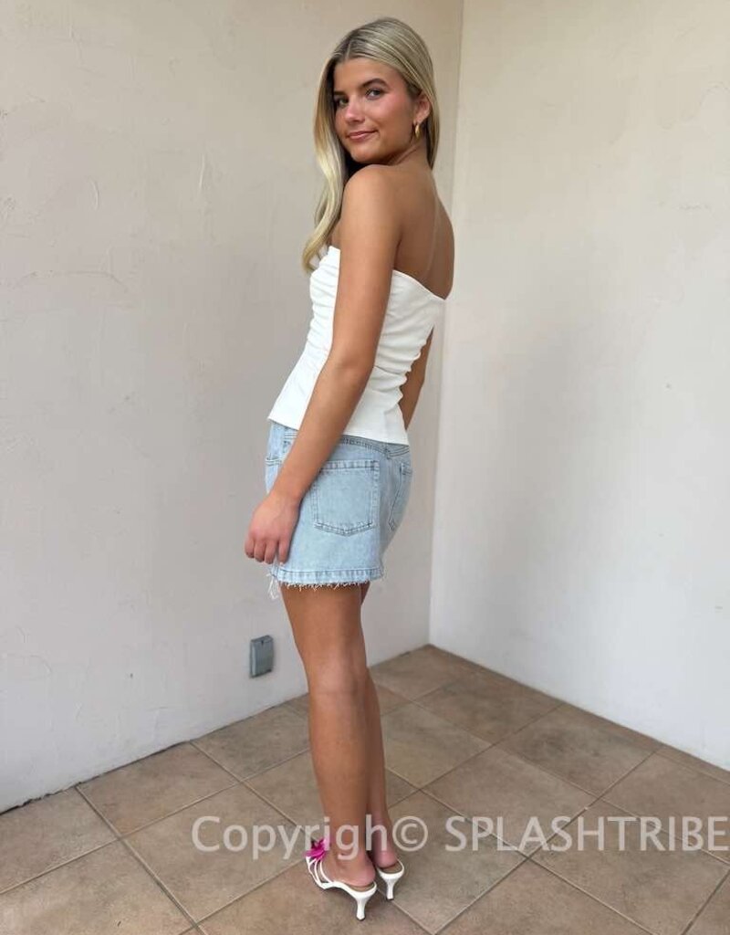 Front Twist Strapless Tube Top