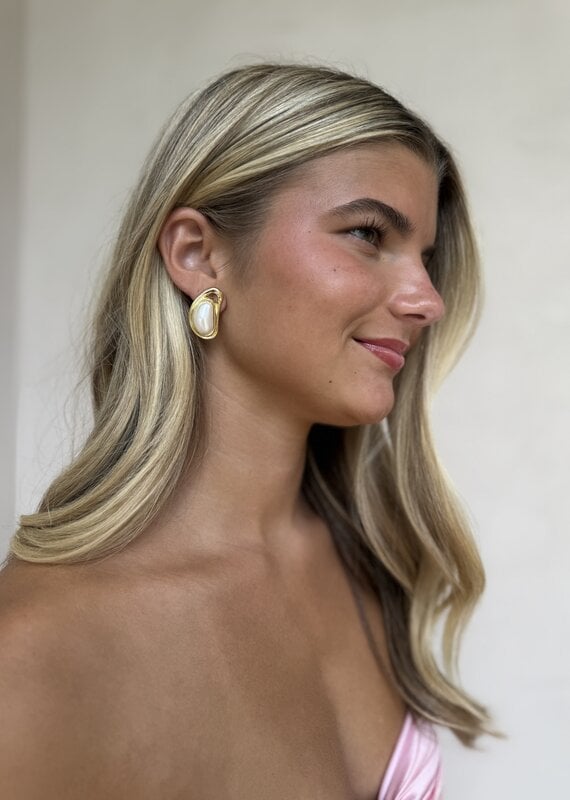 Valia Stud Earrings Gold/Pearl