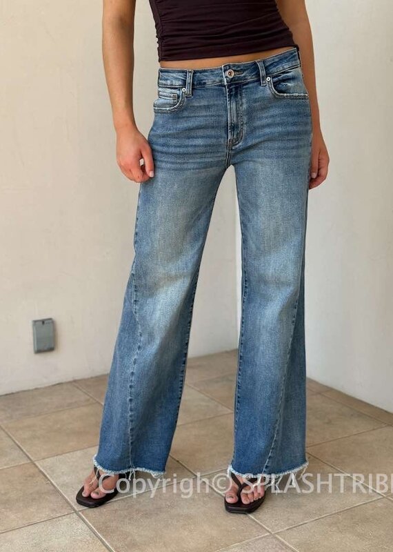 Lilah Low Rise Wide Leg Baggy Jeans