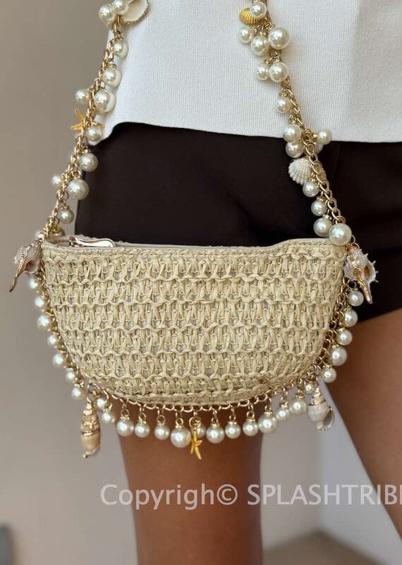 Pearl Conch Shell Woven Tote Bag White