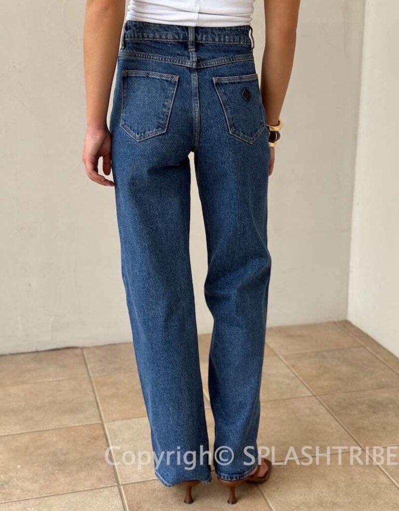 95 Baggy Bella Mid Rise Jeans