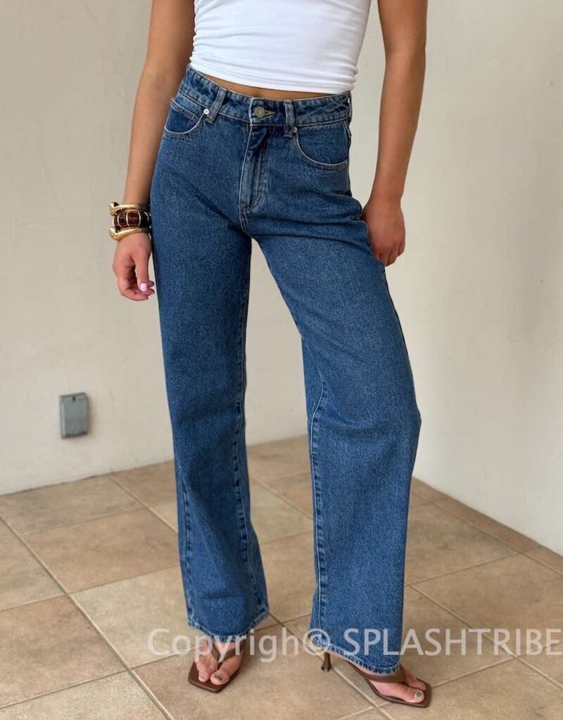 95 Baggy Bella Mid Rise Jeans