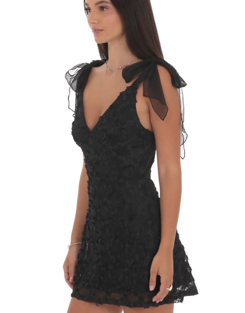 Lucy In The Sky Textured Floral V Neck Mini Dress