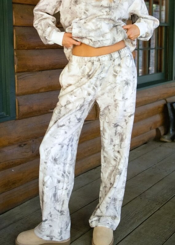 Woodland Camo Fleece Wide Leg Sweatpant