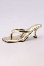 Thong Strap Kitten Heel