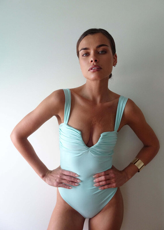 Divino Seas Natala One Piece