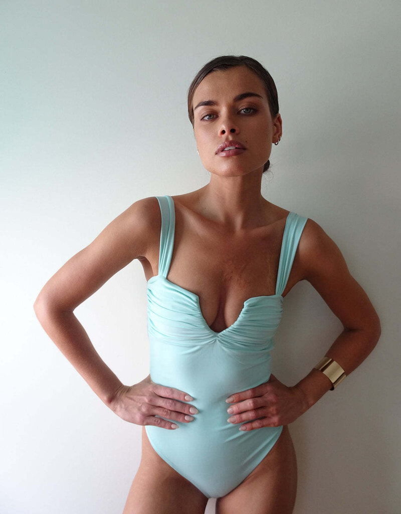 Divino Seas Natala One Piece