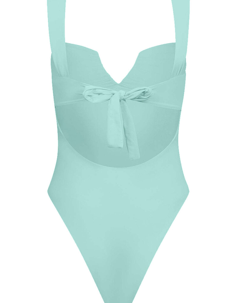 Divino Seas Natala One Piece