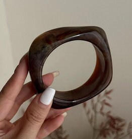 Irregular Translucent Cuff Bracelet Brown