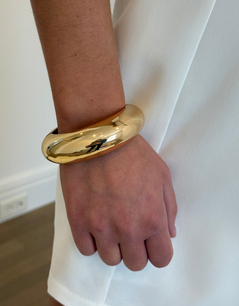 Smooth Wide Hinged Cuff Bracelet Gold