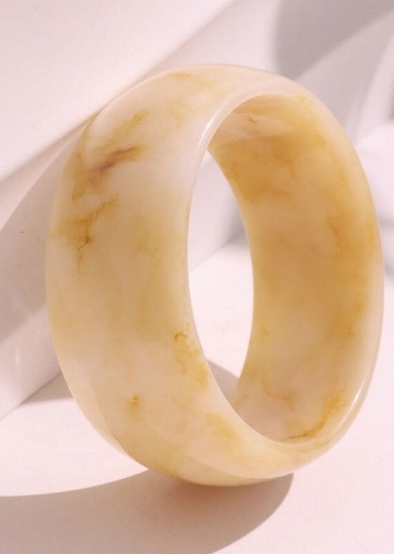 Irregular Translucent Cuff Bracelet Cream