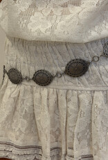 Tooled Oval Concho Chain Belt Silver
