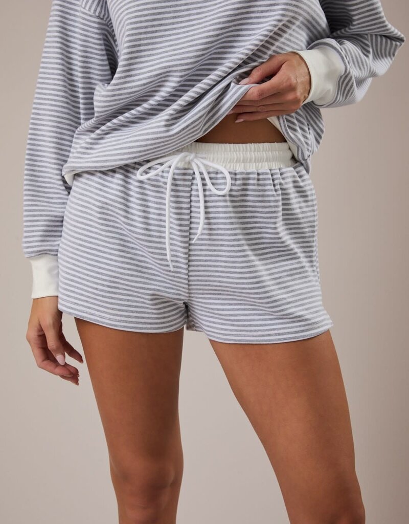 Mid Rise Stripe Shorts