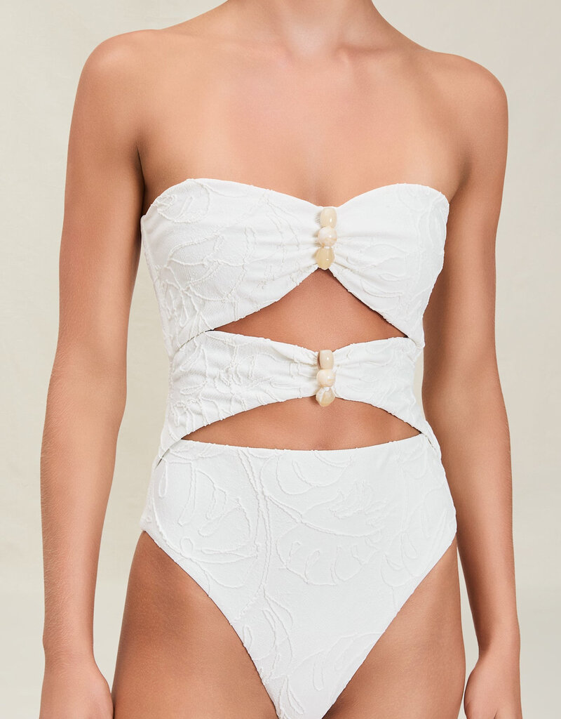 Devon Windsor Isla Cutout Full Piece