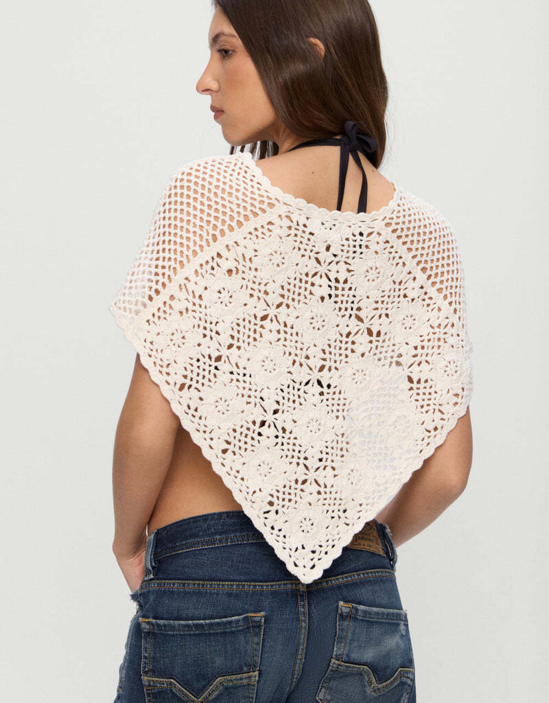 Frankies Bikinis Sophie Crochet Poncho Soft Sand S/M