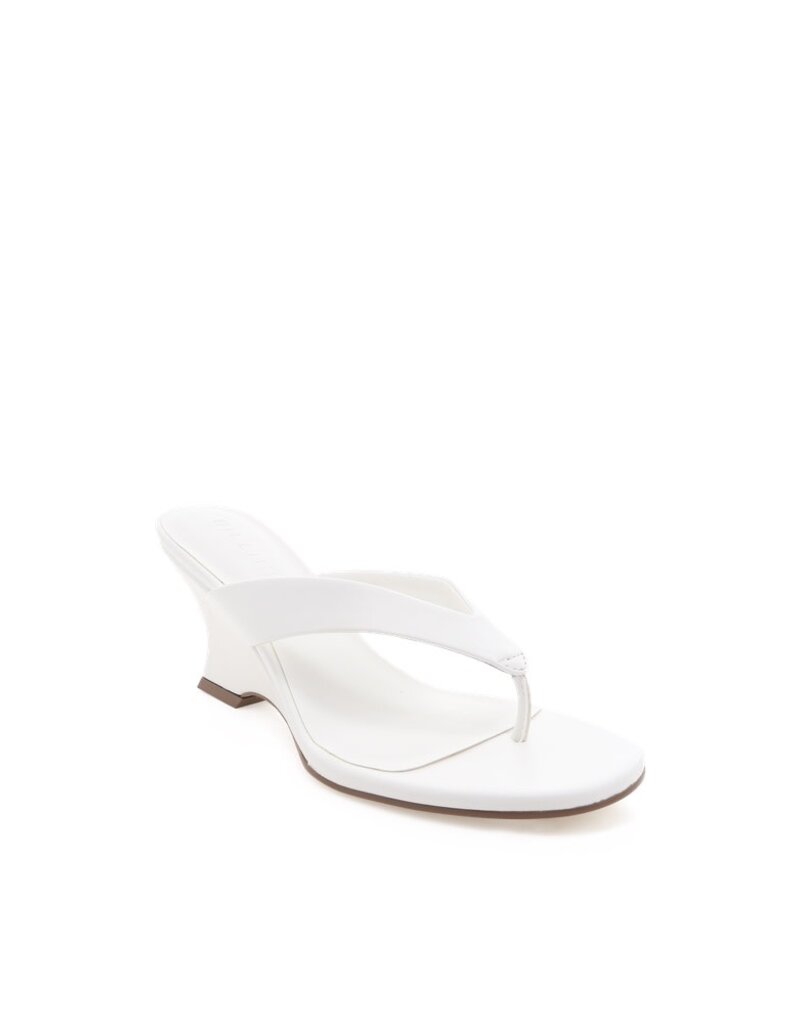 Billini Orielle T Shaped Toe Strap Heel Sandal