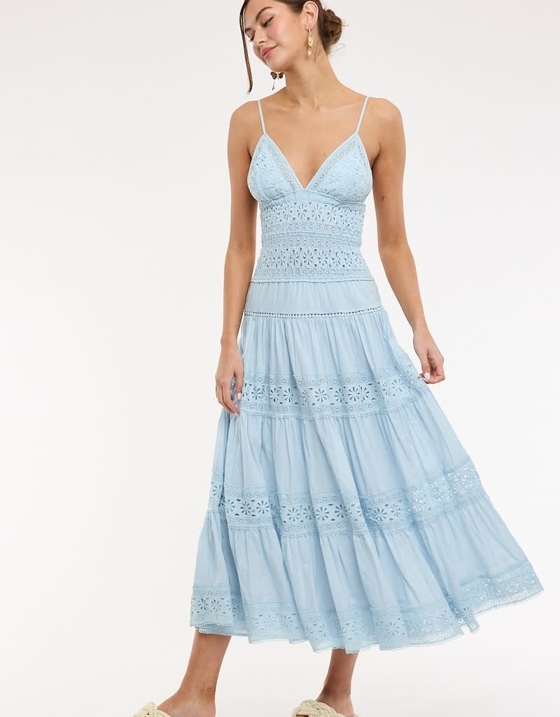 Floral Embossed Lace Solid Midi Dress