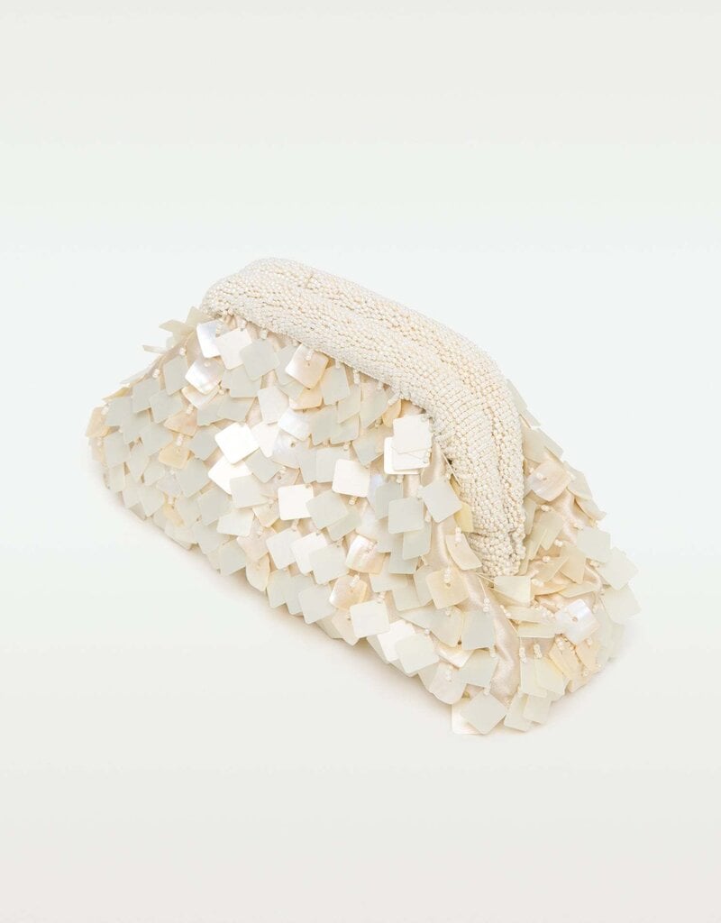 L Space Vienna Shell Clutch Purse Cream