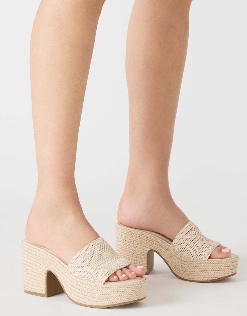 Steve Madden Trippy Platform Mule Sandal