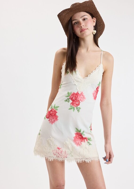 Red Rose Backless Wide Lace Mini Dress