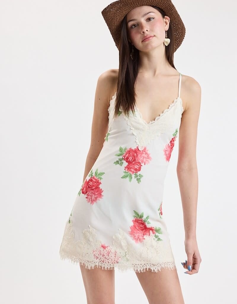 Red Rose Backless Wide Lace Mini Dress