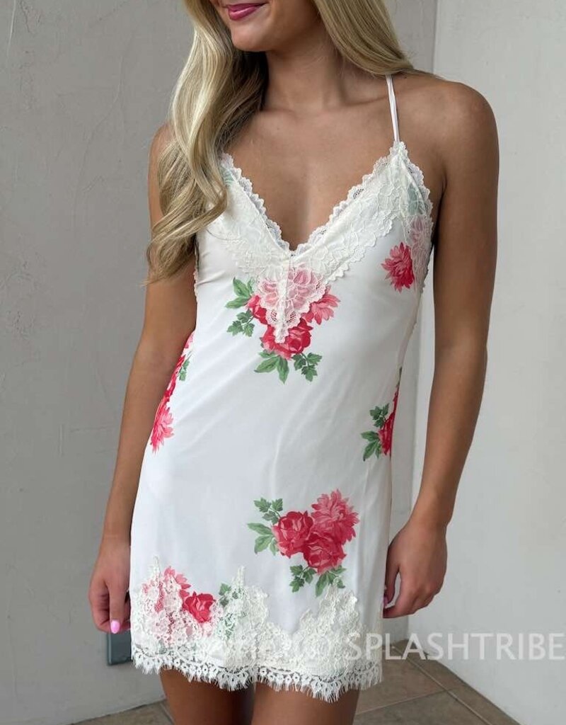 Red Rose Backless Wide Lace Mini Dress