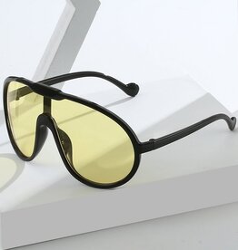 Oversized Frame Sunglasses Black3