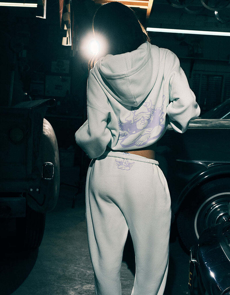 Boys Lie Hold My Phone Kimmy Sweatpants
