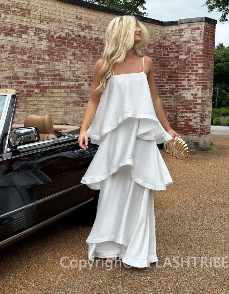 Elliatt Tilly Tiered textured Satin Maxi Dress
