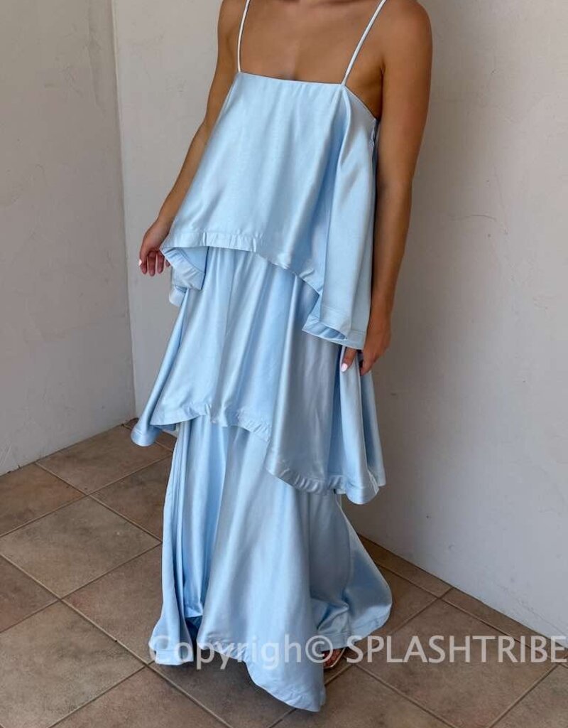 Elliatt Tilly Tiered Textured Satin Maxi Dress