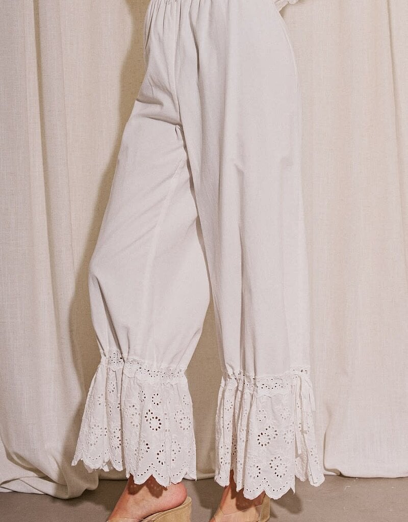 Victoria Eyelet Scallop Edge Pant
