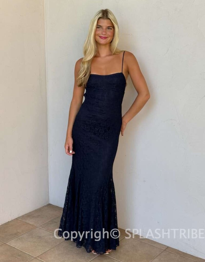 Emme Lace Bodycon Maxi Dress