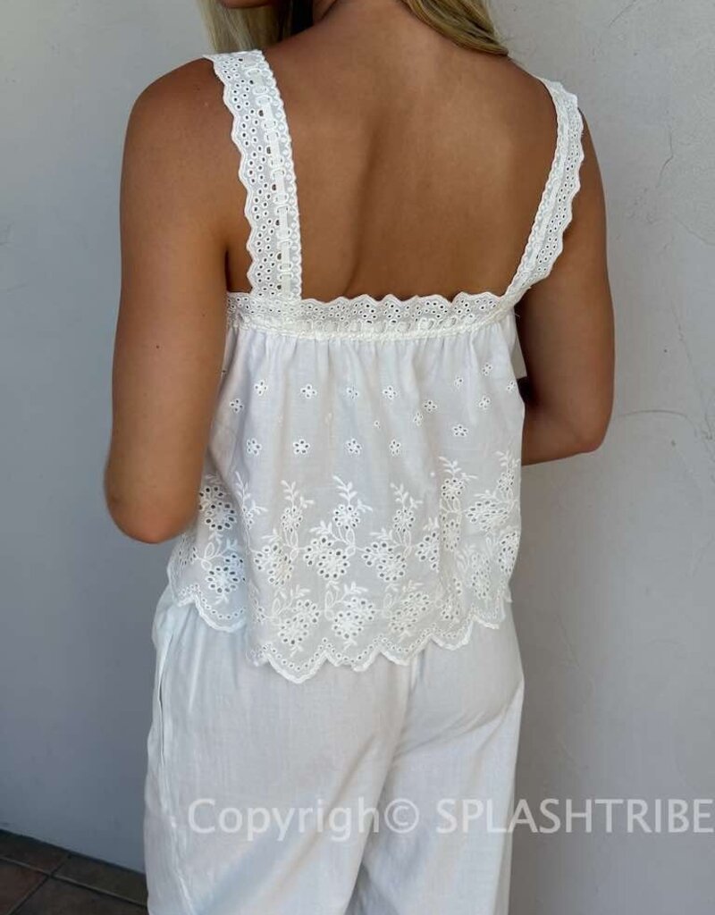Victoria Eyelet Scallop Edge Top