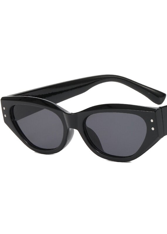 Bessette Retro Sunglasses Grey Black