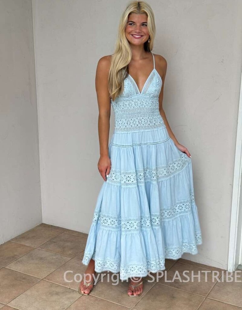 Floral Embossed Lace Solid Midi Dress