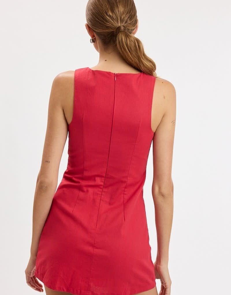 Fitted Sleeveless Shift Mini Dress