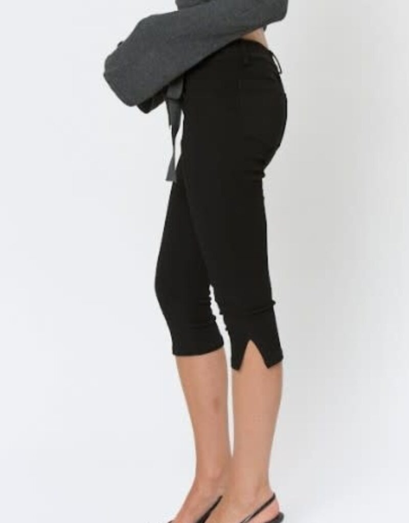 Gillian Stretch Side Slit Capri Pants