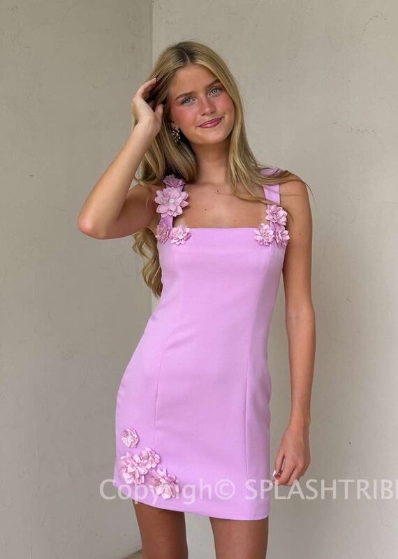 Elliatt Trompe 3D Floral Mini Dress